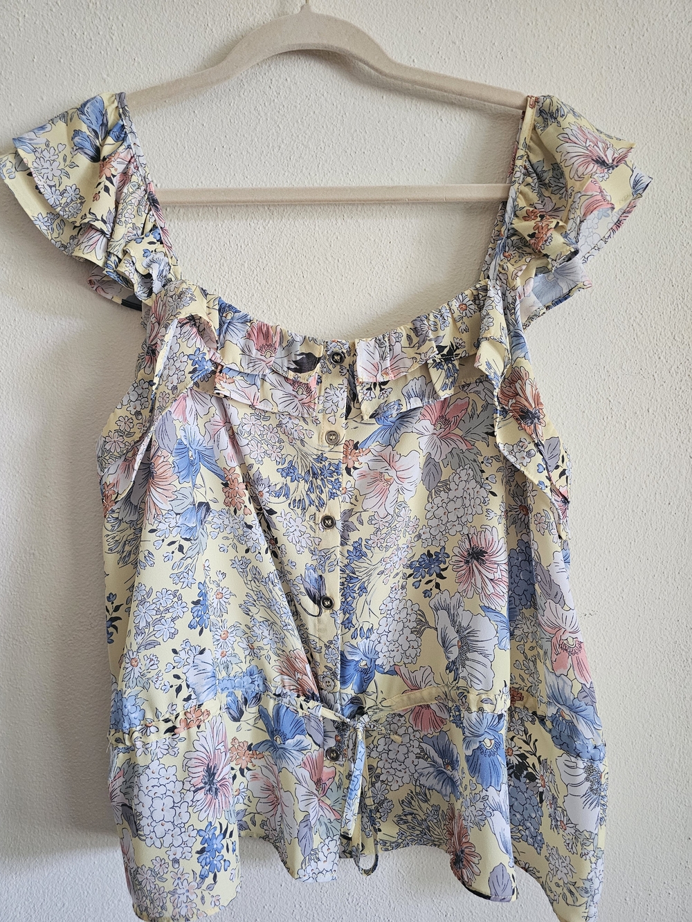 Tribal Jeans Floral Ruffle Tie-Front Women's Top - Yellow